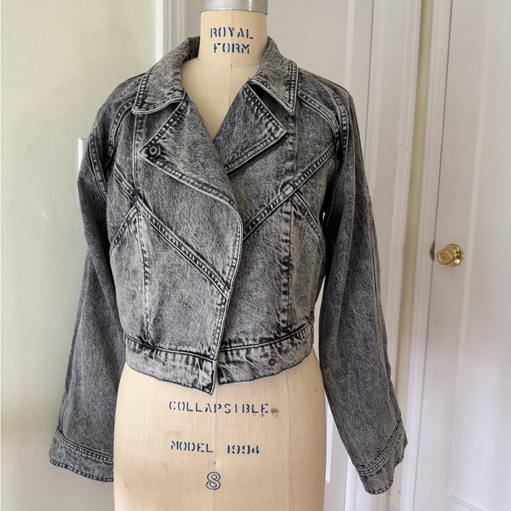 Distressed Black Moto Cropped Denim Jacket